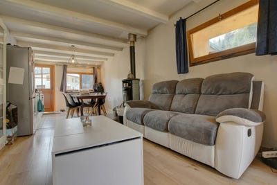 /international/fr/lescheraines-rhone-310107222619/