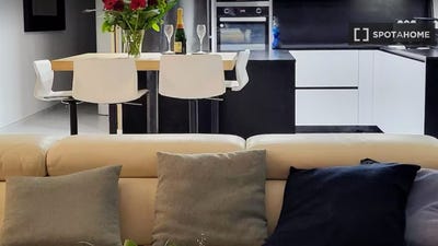 /international/fr/marseille-provence-alpes-cote-d-azur-310108554383/