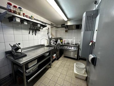 /international/fr/mandres-les-roses-ile-de-france-310099784780/