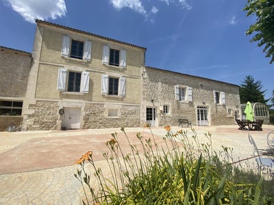 /international/fr/asnieres-sur-nouere-charente-310108837678/