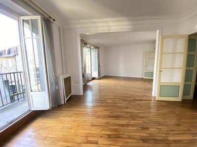 /international/fr/brive-la-gaillarde-limousin-310107555132/