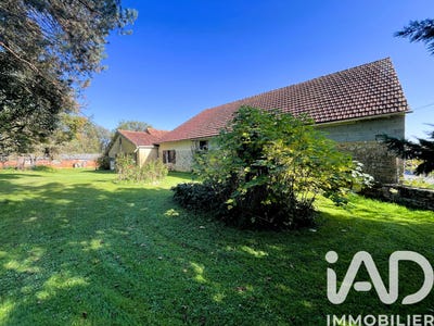 /international/fr/saint-martial-de-nabirat-aquitaine-310107914628/