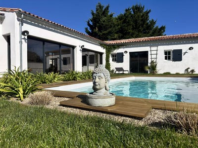 /international/fr/la-flotte-charente-310100734857/?lang=en