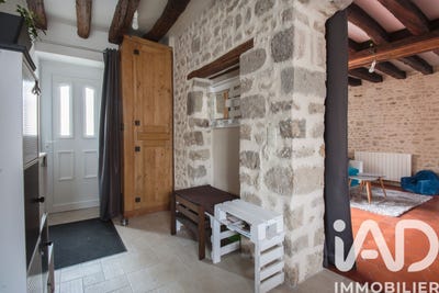 /international/fr/givraines-centre-val-de-loire-310106417049/