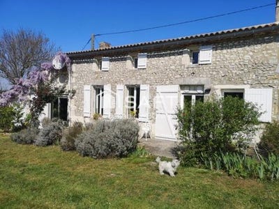 /international/fr/saint-thomas-de-conac-charente-310102765713/