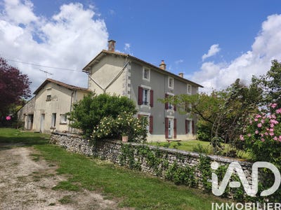/international/fr/bougon-charente-310108035115/