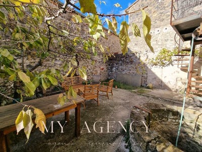 /international/fr/caux-languedoc-roussillon-310103768738/