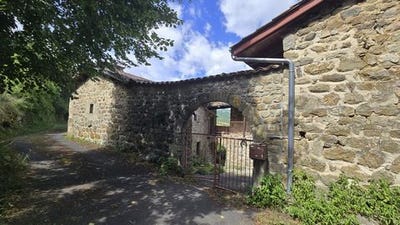 /international/fr/st-julien-labrousse-rhone-310100877602/?lang=en