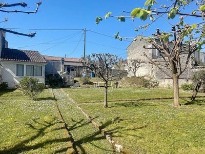 /international/fr/cognac-charente-310100113366/
