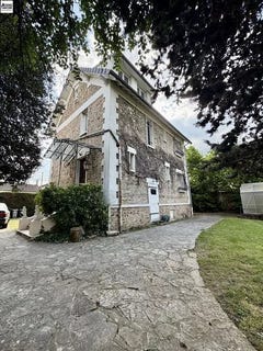 /international/fr/saint-prix-auvergne-310108732817/