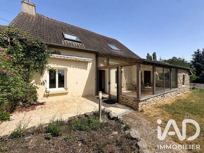 /international/fr/plouguenast-brittany-310109147774/?lang=fr