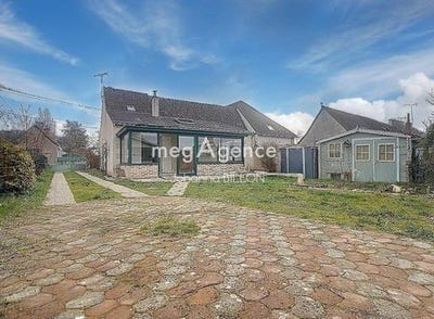 /international/fr/esvres-centre-val-de-loire-310108404820/