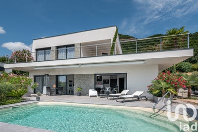/international/fr/voiron-rhone-310100990368/