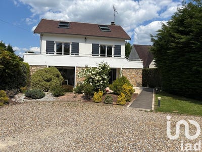 /international/fr/le-perray-en-yvelines-ile-de-france-310099411211/