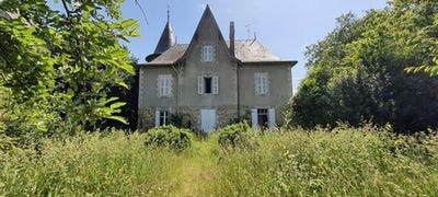 /international/fr/saint-julien-de-vouvantes-pays-de-la-loire-310102421494/