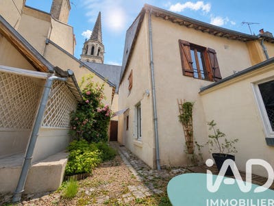 /international/fr/vendome-centre-val-de-loire-310107967948/