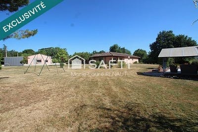 /international/fr/lisle-sur-tarn-midi-pyrenees-310106779656/