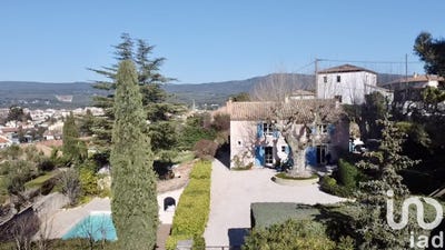 /international/fr/le-beausset-provence-alpes-cote-d-azur-310098112584/