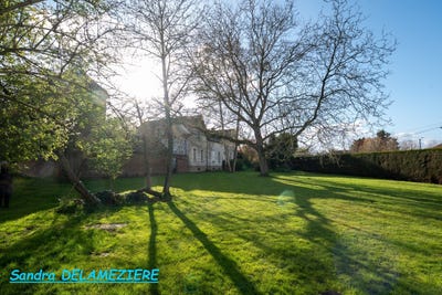 /international/fr/lamotte-warfusee-picardie-310108650957/