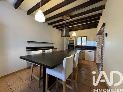 /international/fr/val-d-yerre-centre-val-de-loire-310102963613/