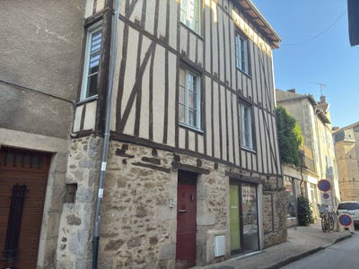 /international/fr/saint-leonard-de-noblat-limousin-310108892073/