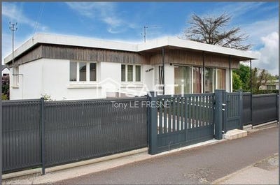 /international/fr/plumeliau-brittany-310104810883/