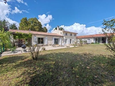 /international/fr/courcoury-charente-310102161605/