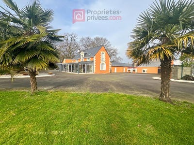 /international/fr/chateaubriant-pays-de-la-loire-310101280810/?lang=en