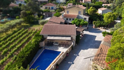 /international/fr/sablet-provence-alpes-cote-d-azur-310108276776/