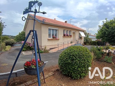 /international/fr/saint-jean-de-thouars-charente-310109015109/
