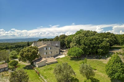/international/fr/clansayes-hh-15974481-clansayes-rhone-310103462967/