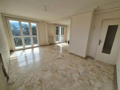 /international/fr/saint-etienne-rhone-310106972853/