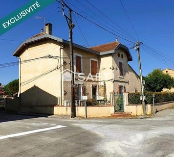 /international/fr/guitalens-l-albarede-midi-pyrenees-310098879414/