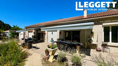 /international/fr/molieres-sur-ceze-languedoc-roussillon-310099611558/