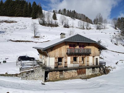 /international/fr/ugine-rhone-310106780521/