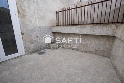 /international/fr/parthenay-charente-310107299405/