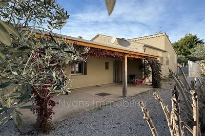 /international/fr/nyons-rhone-310105173381/