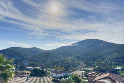 /international/fr/sainte-maxime-provence-alpes-cote-d-azur-310096785345/