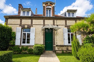 /international/fr/sainte-savine-ardennes-310108454382/