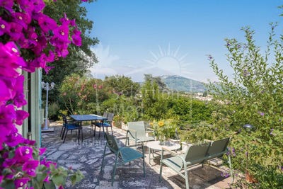 /international/fr/le-rouret-provence-alpes-cote-d-azur-310101209394/