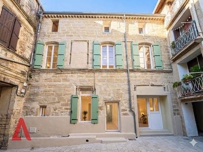 /international/fr/roujan-languedoc-roussillon-310105518236/