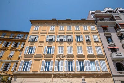 /international/fr/nice-provence-alpes-cote-d-azur-310108954680/