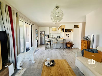 /international/fr/lattes-languedoc-roussillon-310108128547/