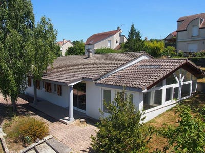 /international/fr/8-impasse-du-chateau-asnieres-les-dijon-burgundy-310100855082/?lang=en