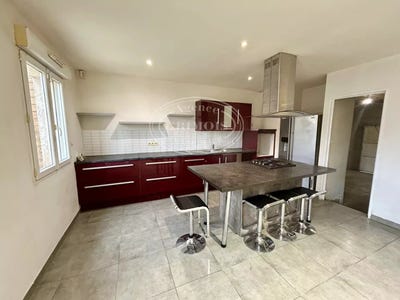/international/fr/lezignan-corbieres-languedoc-roussillon-310108952925/