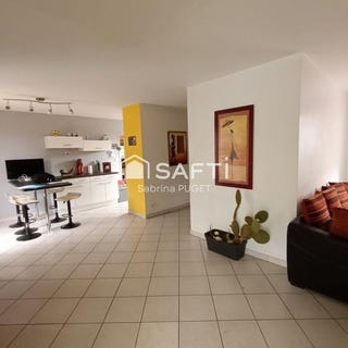 /international/fr/essarts-en-bocage-pays-de-la-loire-120096346904/?lang=en