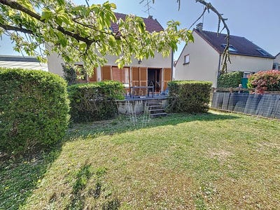 /international/fr/nanterre-ile-de-france-310098974635/