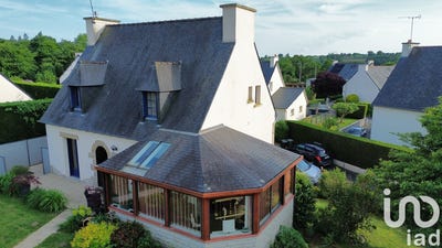/international/fr/jugon-les-lacs-brittany-310099845599/