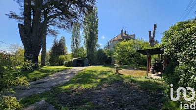 /international/fr/villiers-adam-ile-de-france-310100667590/