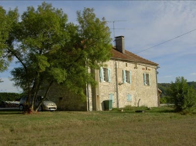 /international/fr/montcuq-midi-pyrenees-120094224686/